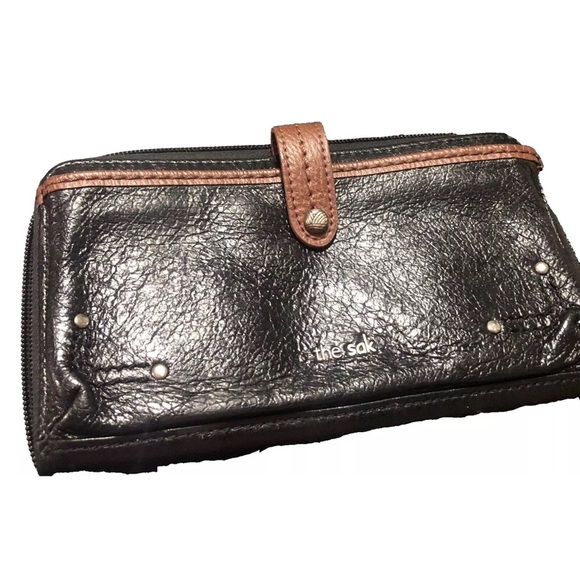 The Sak Iris Wallet Black Leather Smartphone Carryall No strap - Picture 5 of 16